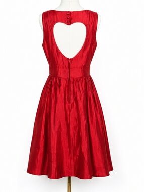 Francesca’s Leone Red Heart Cut-Out Fit Flare Dress NWT M Valentines Chic Party